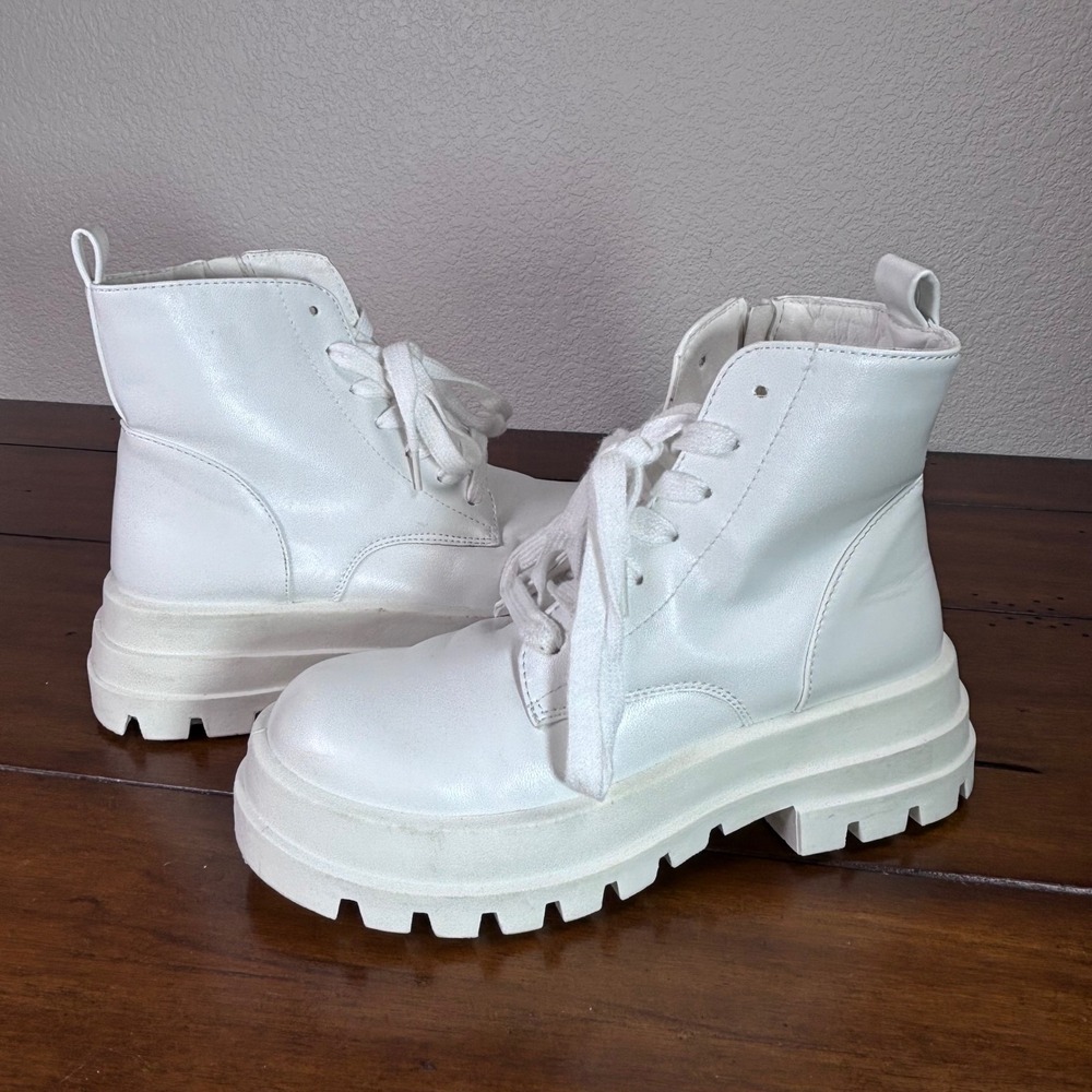 Forever 21 Combat Boots Womens 5.5 White Chunky Platform Lug Sole 00447482 Zip